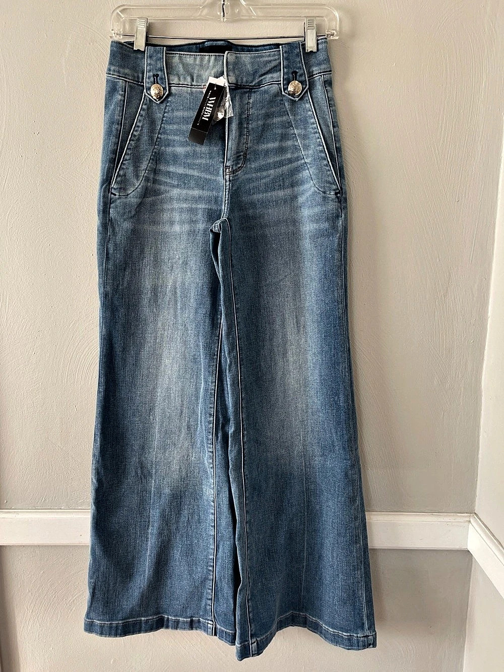 White House Black Market High Rise Wide Leg Jeans in Blue Size 2 Short